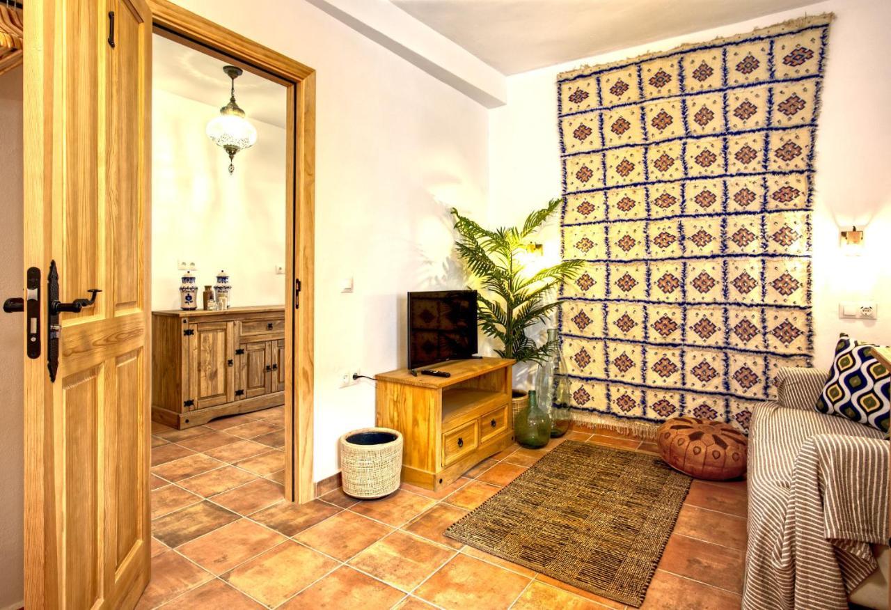 Canillas de Aceituno La Vieja Botica Bed & Breakfast エクステリア 写真